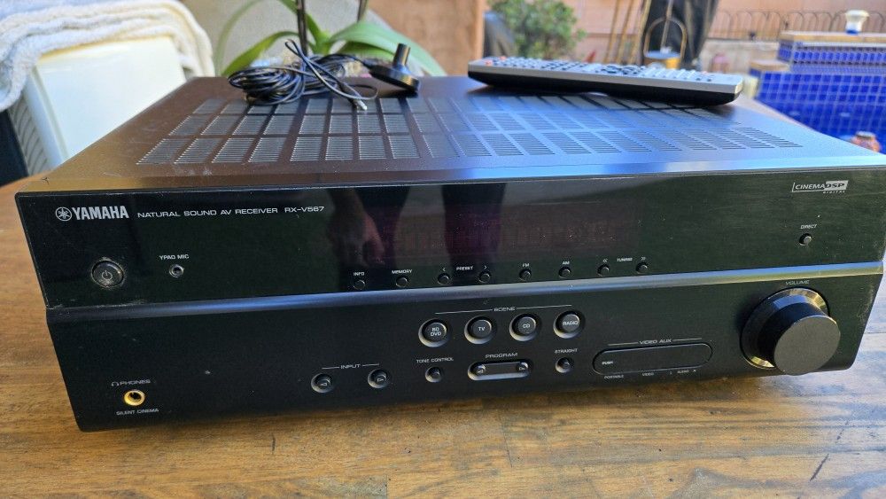 Yamaha RX-V567 Receiver