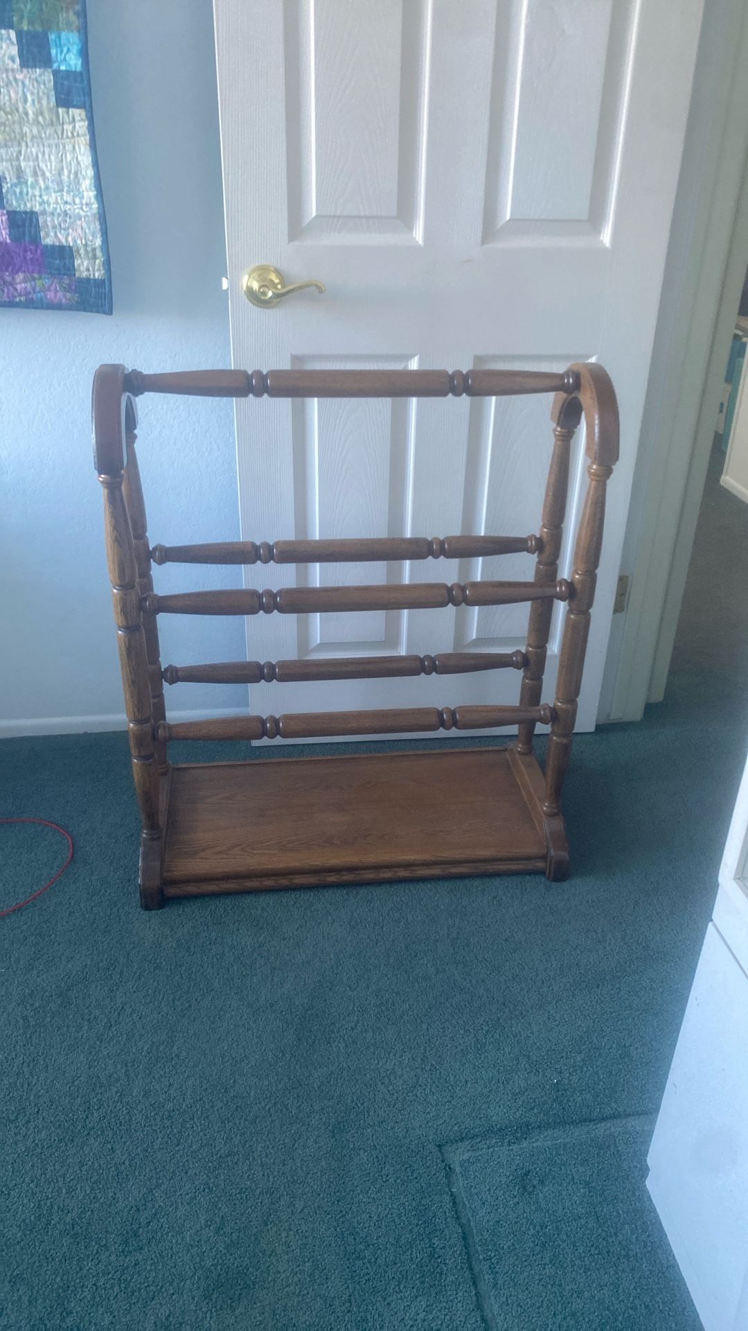 Wood Quilt Rack