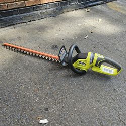 RYOBI

ONE+ 18V 22 in. Cordless Battery Hedge Trimmer (Tool Only)


