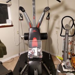Bowflex Revolution XP for Sale in Snohomish WA OfferUp