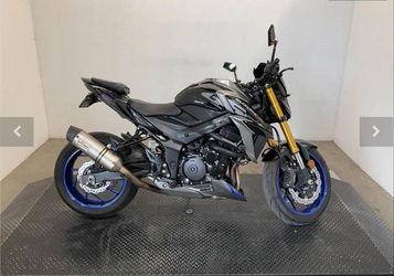 2023 Suzuki GSX-S750