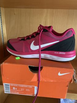 Nike Gym Shoes 