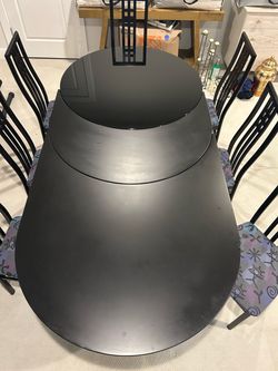 Dining table and 8 chairs