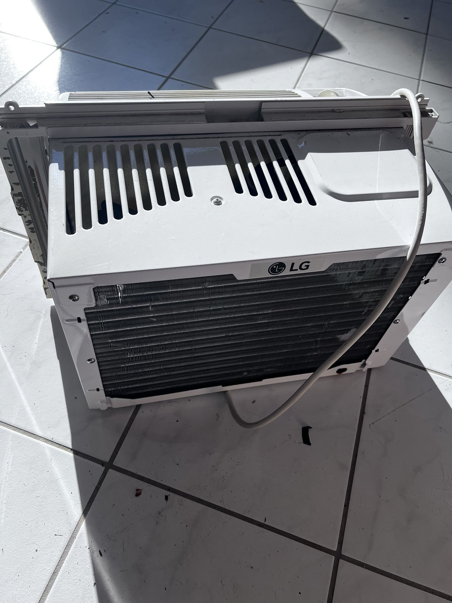LG Window AC Unit