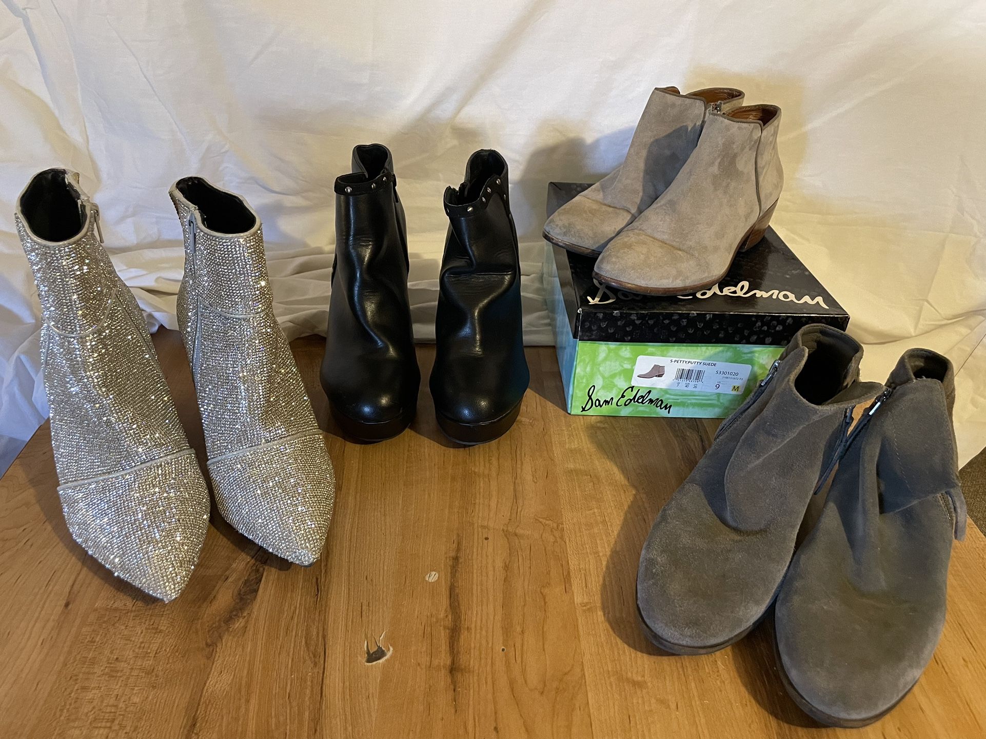 Women’s Boots Size 9