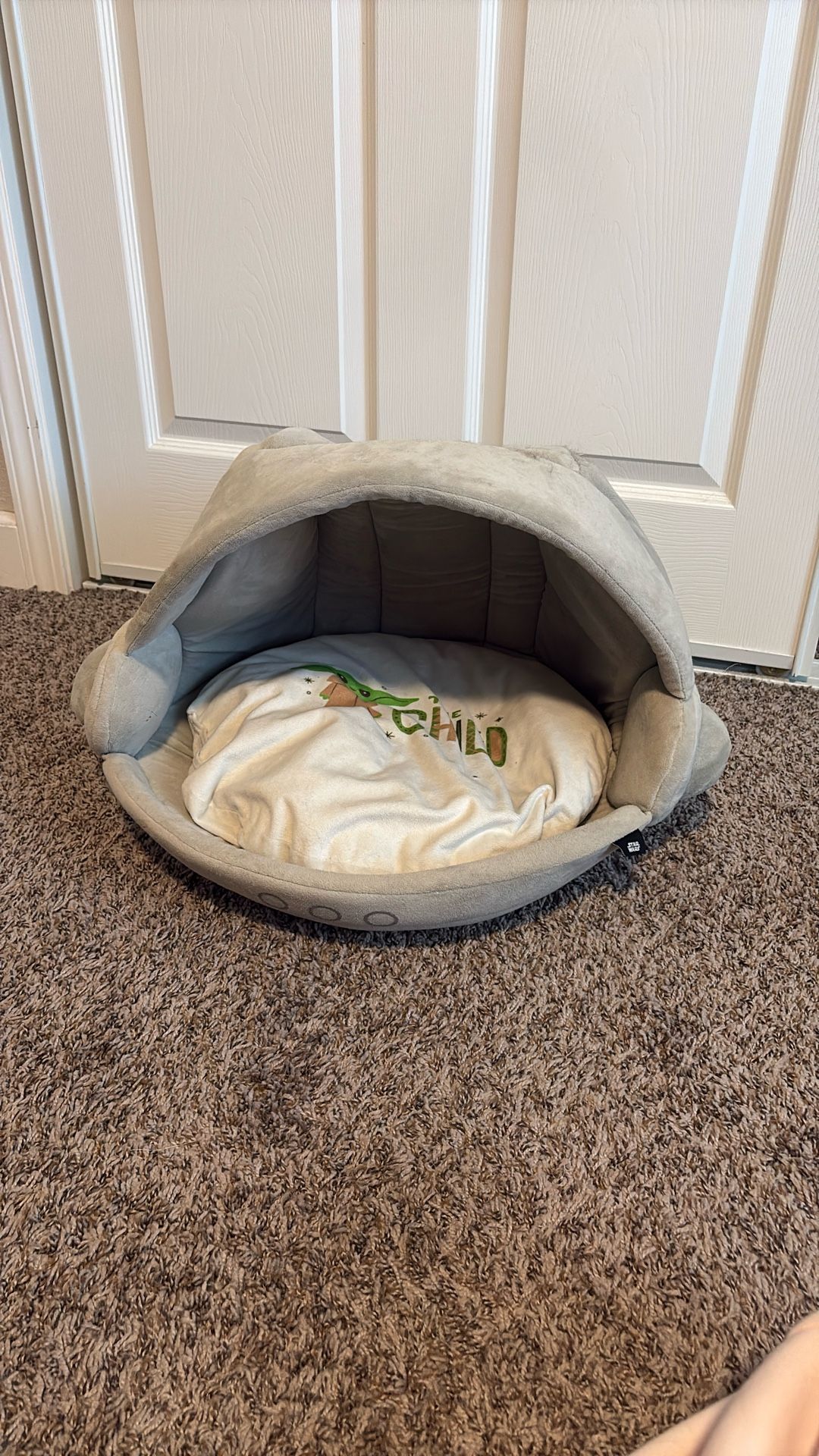 Starwars Madalorian Grogu Ship Dog Bed