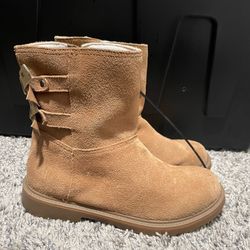 UGG Kids Brown Boots with Gold Star Bows | Girls Size: 4