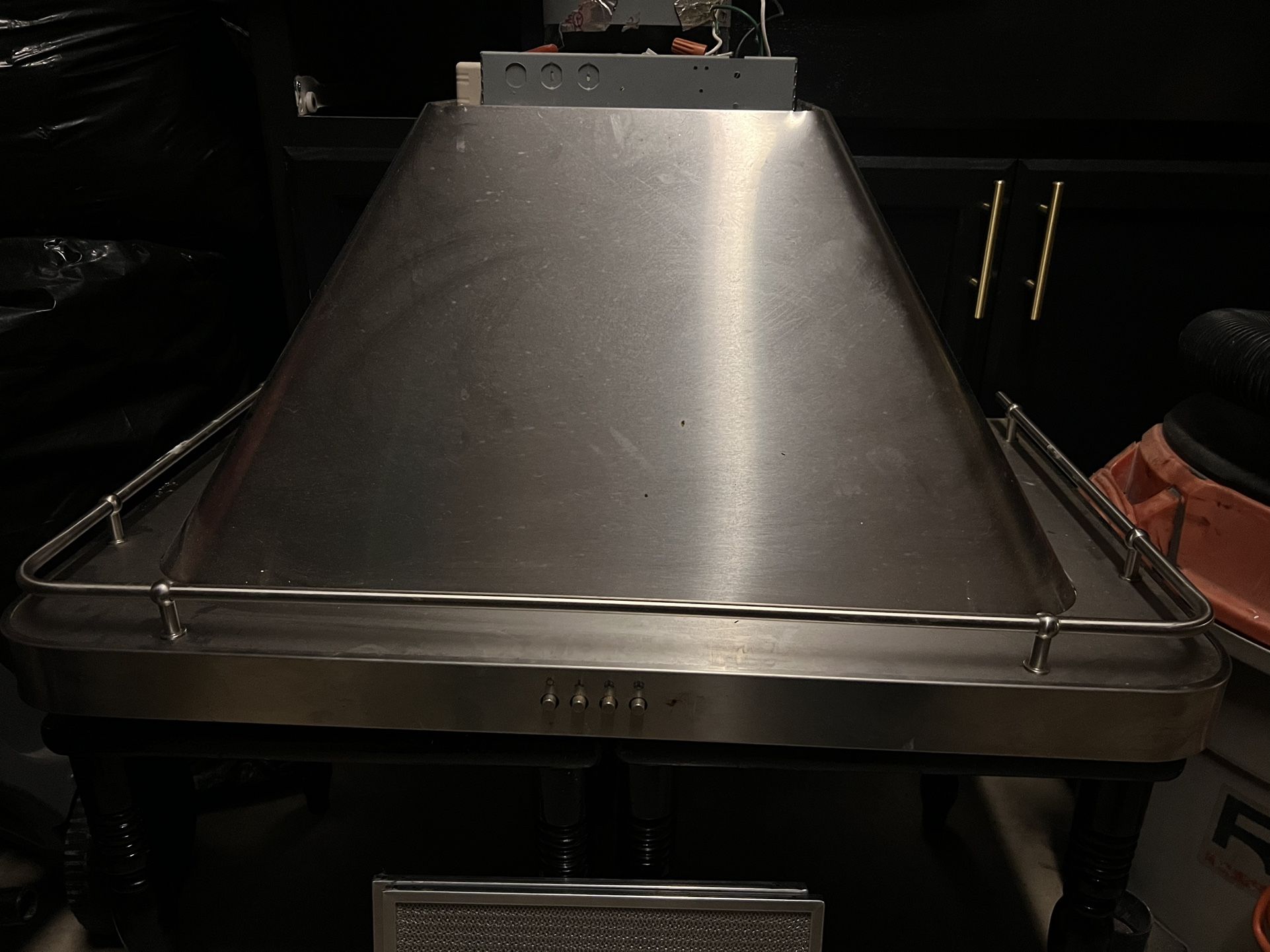Range Hood $150