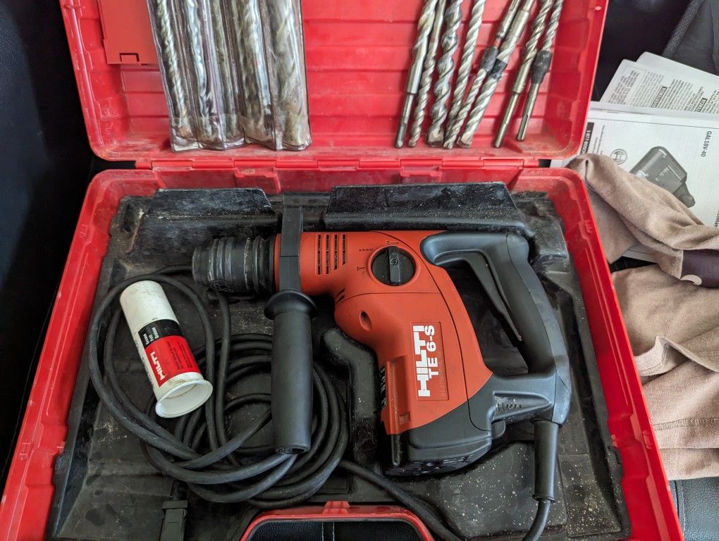 Hilti Rotary Hammer 