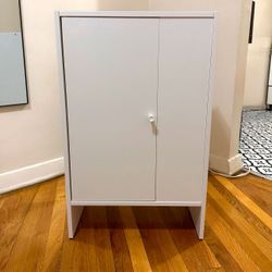 IKEA BAGGEBO White Cabinet w/ 2 Shelves