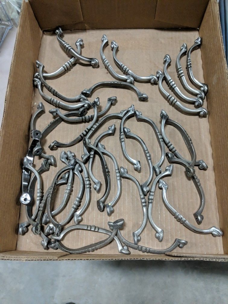 Cabinet Hardware