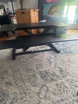 Desk riser