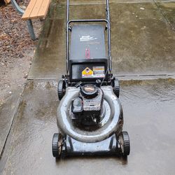Lawnmower 