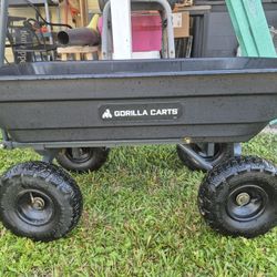 Nice Used  Excellent Condition Small Gorilla Cart. 