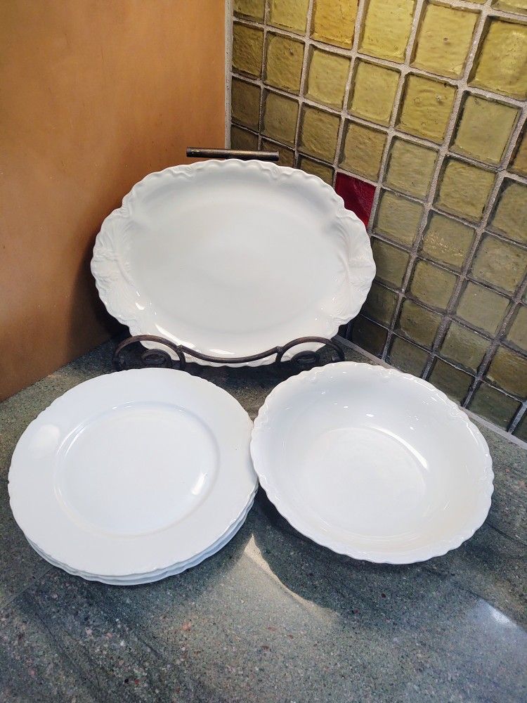 Mid Century Bavaria HUTSCHENREUTHER Porcelain Dishes 