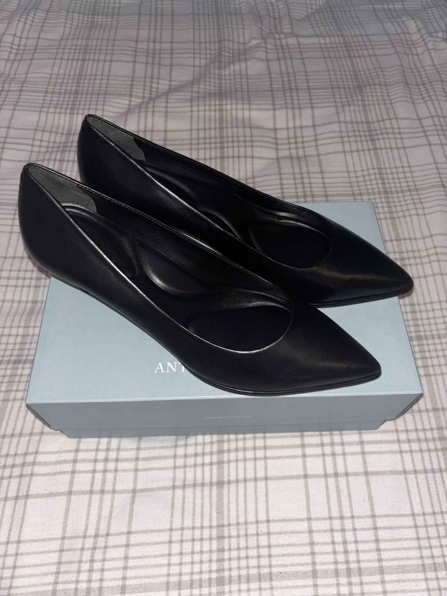 9.5 Antonio Melani Black Heels