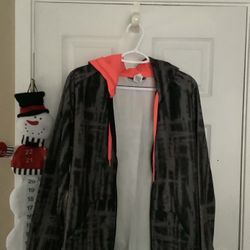 Women’s camo winter jacket & Light Weight Jacket & Hoodies ( size & Price Are On Pics)..