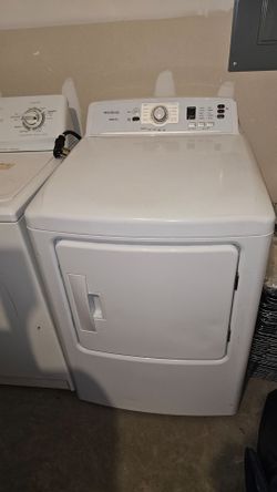 Washer & Electric Dryer BUNDLE– Kenmore Elite Top-Load & Insignia Sensor Dry
