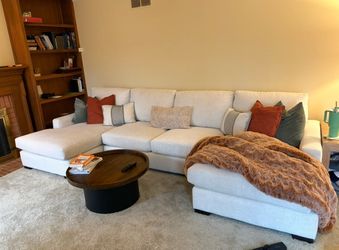 ARHAUS <3 years old Remington Sectional