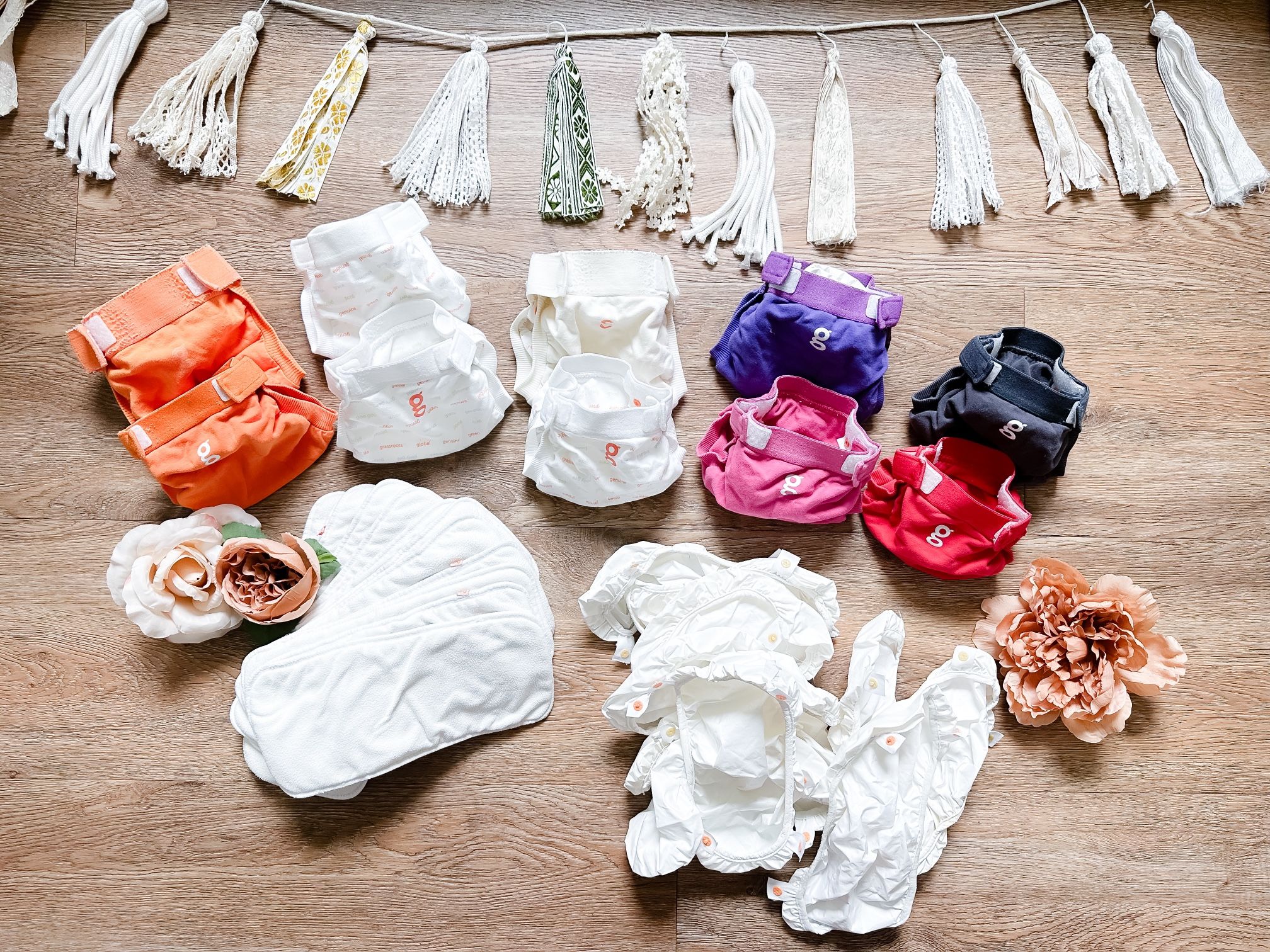 32pc Bulk lot small Gdiaper cloth diaper + inserts bundle