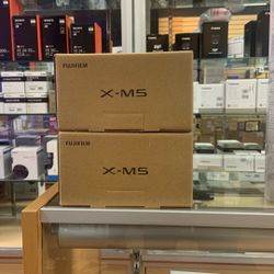 FujiFilm X-M5 Silver Body 
