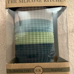 The Silicone Kitchen 24 Standard Baking Cups