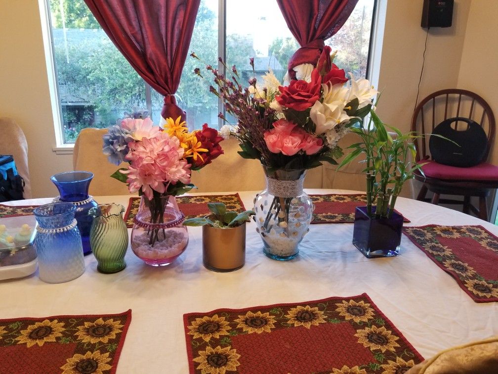 Flower vases