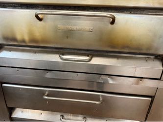 Montague Double Deck Pizza Oven