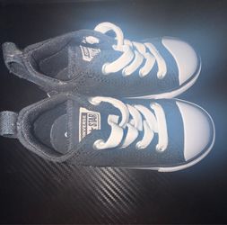 Toddler shoes size 7