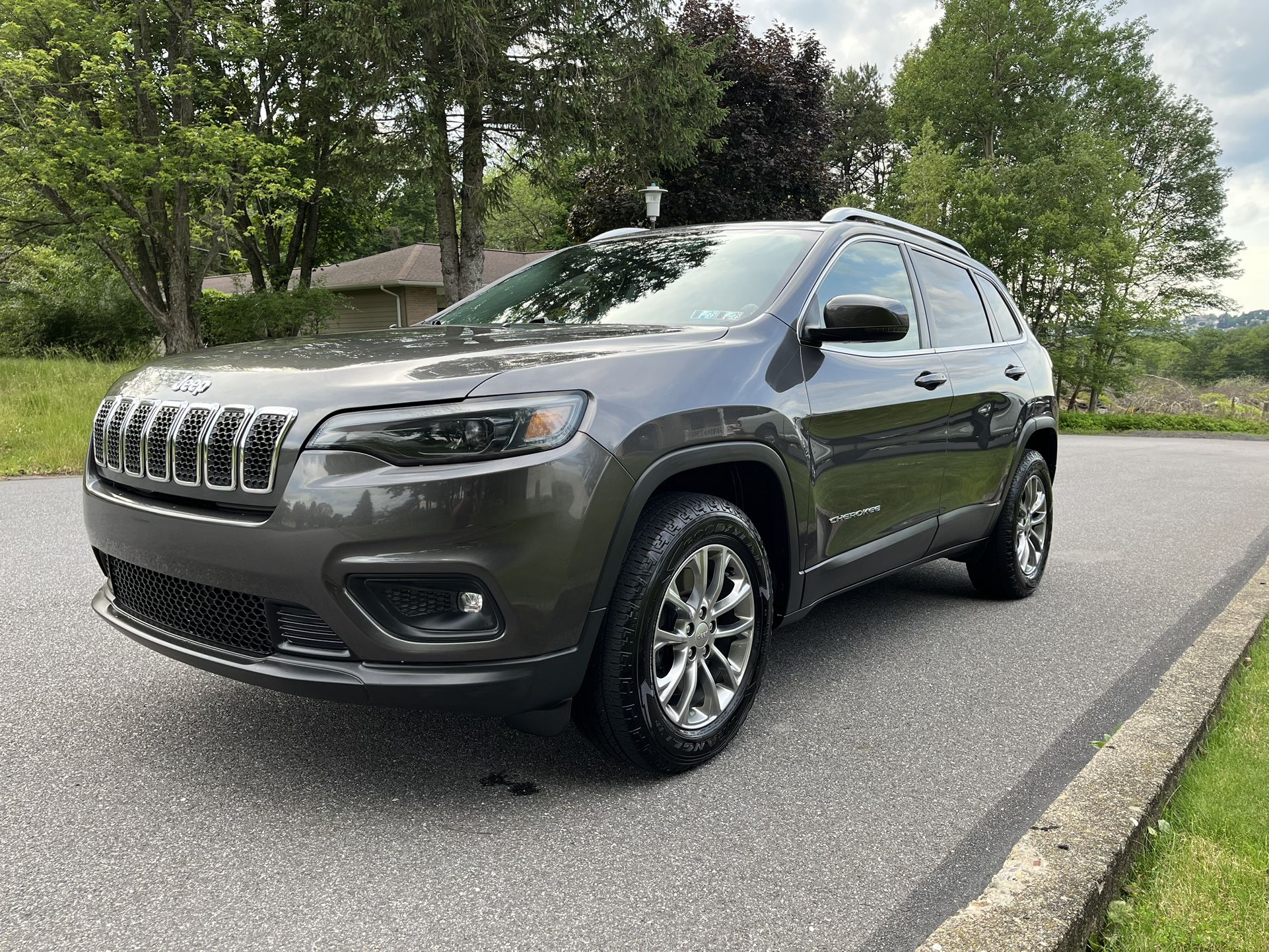 2019 Jeep Cherokee
