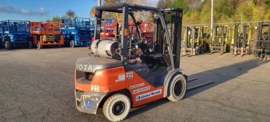 2023 Toyota 8FGU25 - Warehouse Forklift