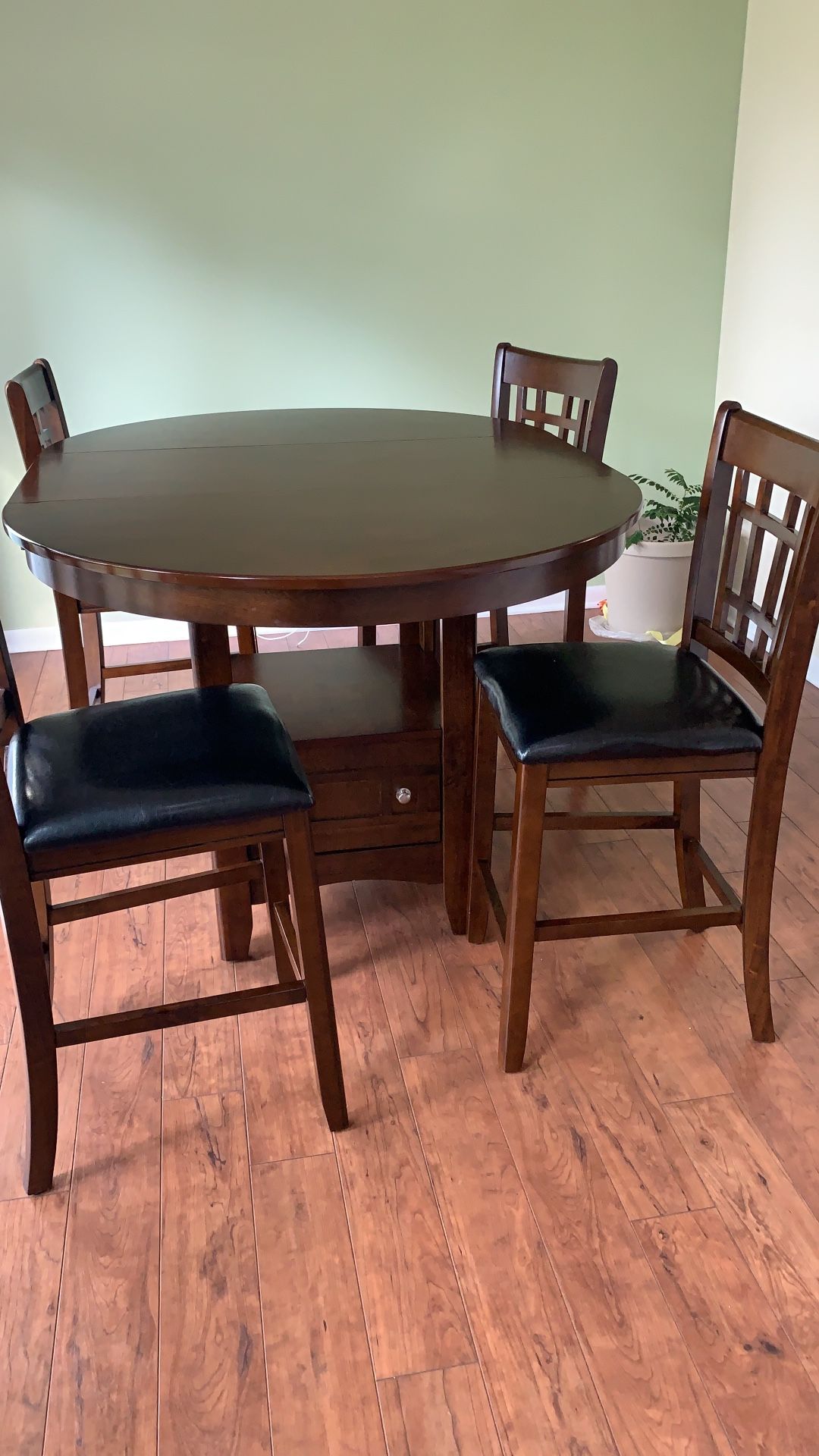 Dining table with 4 chairs