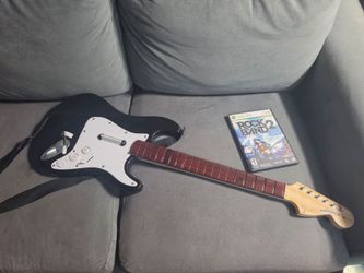 Xbox 360 Rock Band Wireless Fender  Stratocaster Guitar XBGTS2 with rockband 2 game