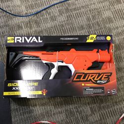 Nerf Rival Sideswipe XXI-1200 Blaster With Curve Shots