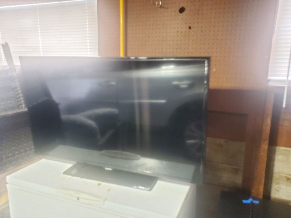 50 Inch Samsung Television