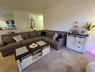 L-shape sectional sofa