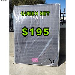 QUEEN MATTRESS WITH BOX SPRING