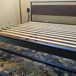 King Bedframe