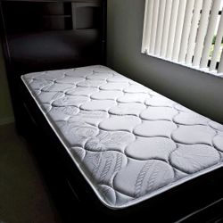 NEW TWIN MATTRESS WITH BOX SPRING ♨️ Bed frame is not available