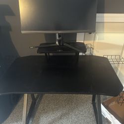 Gaming Desk And Monitor 