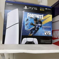 PS5 W/ 2 Controllers