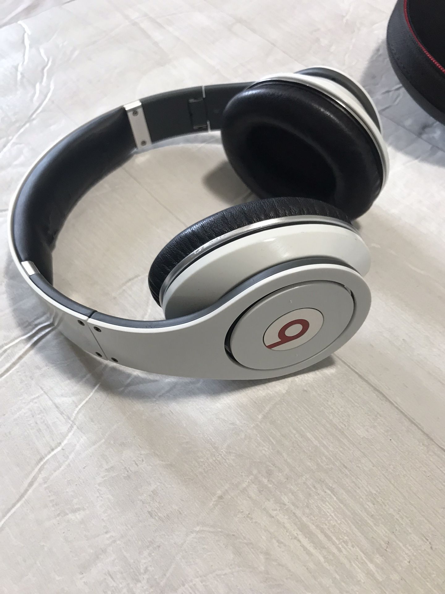beats studio headphones