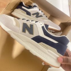 new balance never worn 