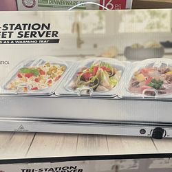 Tri-Station Buffet Serves