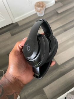 Beats Studio Pro