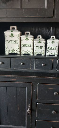 Canister