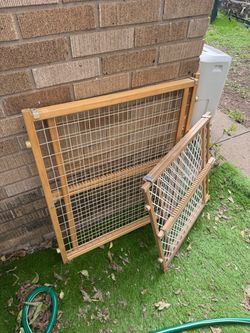 PET GATES 15 EACH
