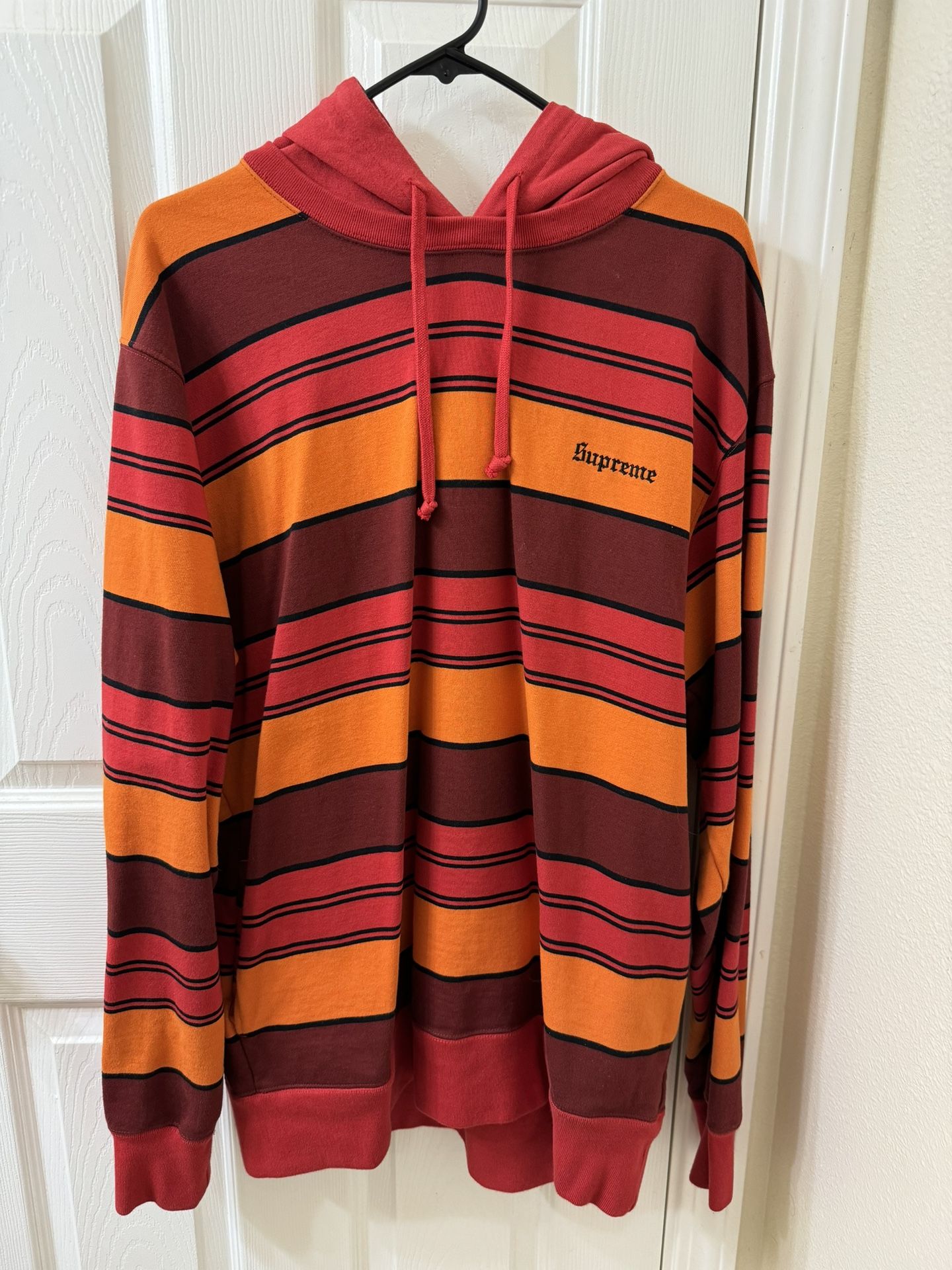 Supreme Hoodie