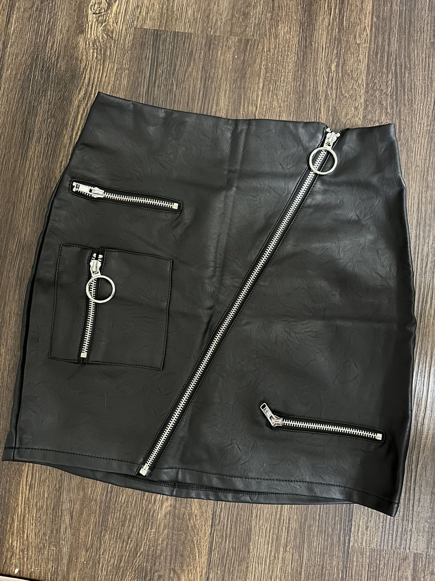 Forever 21 skirt (New)
