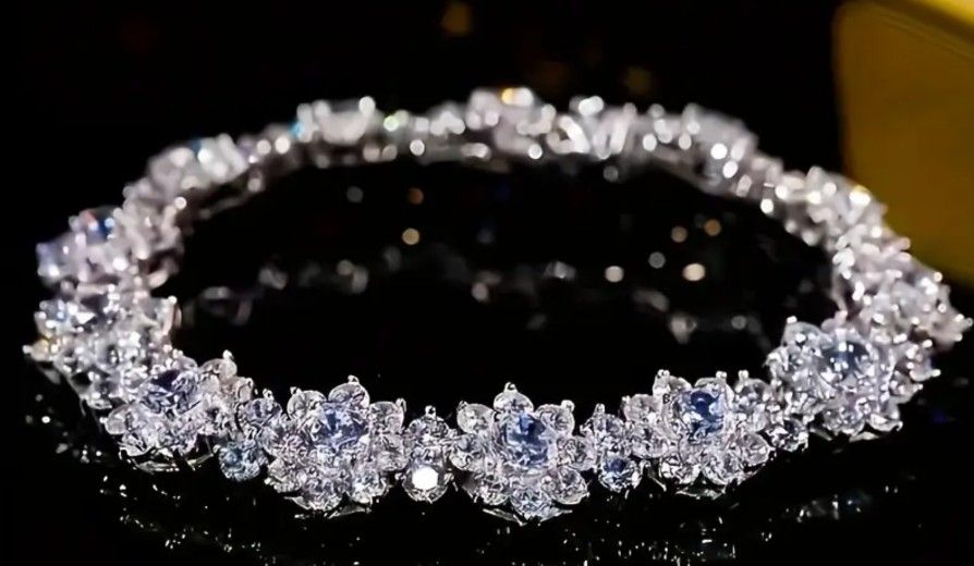 MOISSANITE 18K/925 SS BRACELET 8" GRA CERTIFICATION PASSES DIAMOND TESTER DOUBLE SAFETY CLASP